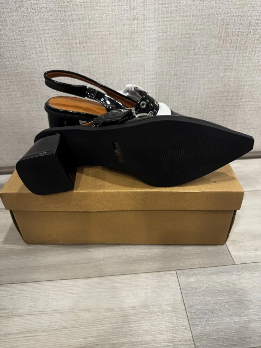 NEWBELLA Black Patent Mary Jane Slingback | Grommet Buckle | Block Heel 8.5 NIB - Picture 12 of 15